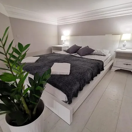 Apartament Z Antresola Krakow Kazimierz Bozego Ciala Exterior photo